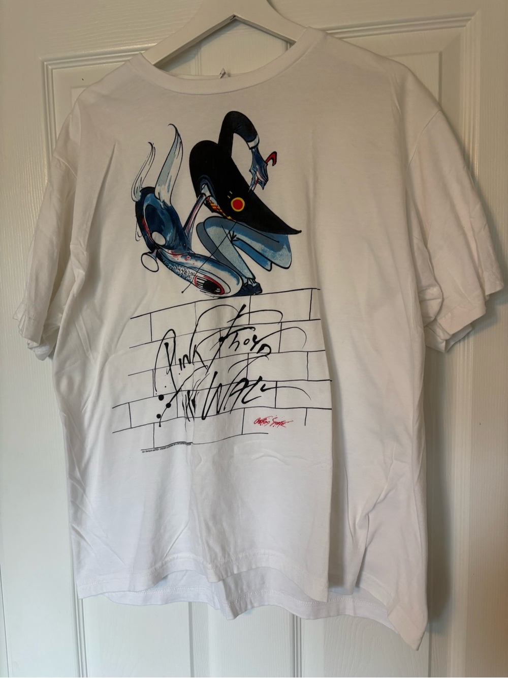 Anvil White Short-Sleeve Tee with Blue & Black Graphic, Pink Floyd